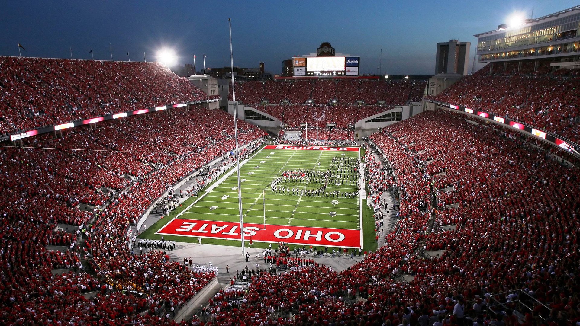 中国足球联赛赛场周边文化商业氛围提升,中国足球专业足球场